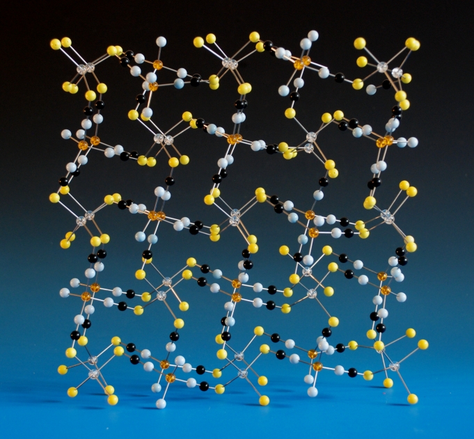 A structural model of Cobalt Mercury Thiocyanate